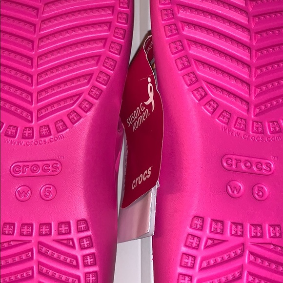 NEW Pink Sandle Cros - Picture 4 of 5